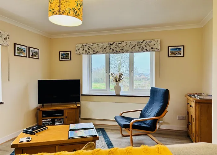 Maesyfelin Isaf Apartment