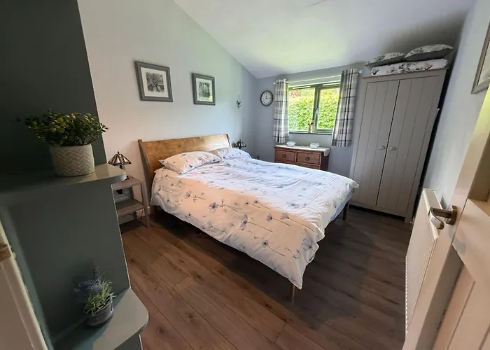 The Potting Shed And The Garden Shed Self Catering